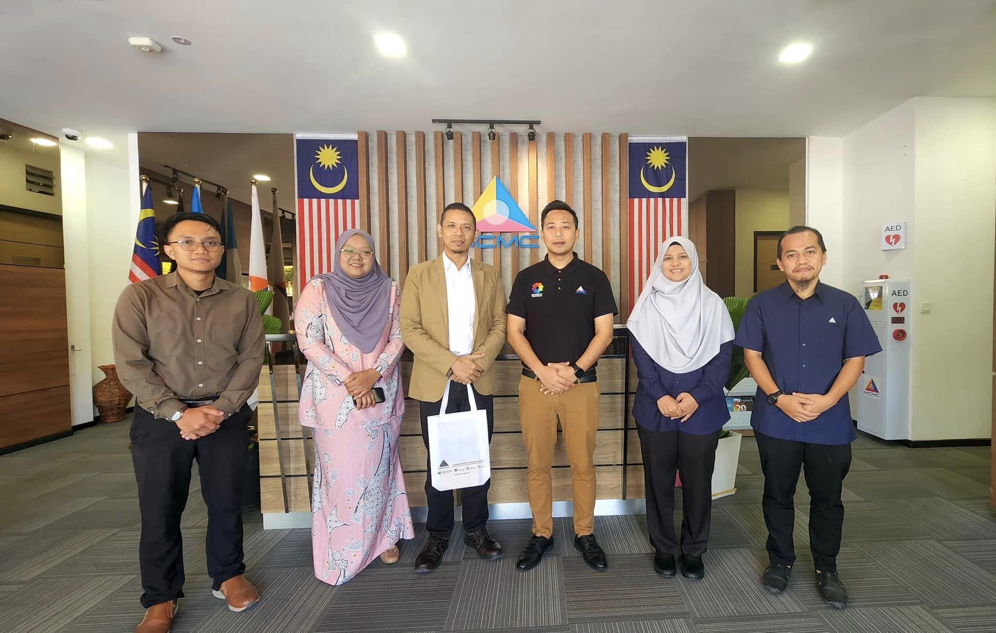 Kunjungan Hormat Lembaga Perumahan Negeri Pulau Pinang (LPNPP) kepada Pengarah Suruhanjaya Komunikasi dan Multimedia Malaysia (SKMM) Cawangan Negeri Pulau Pinang