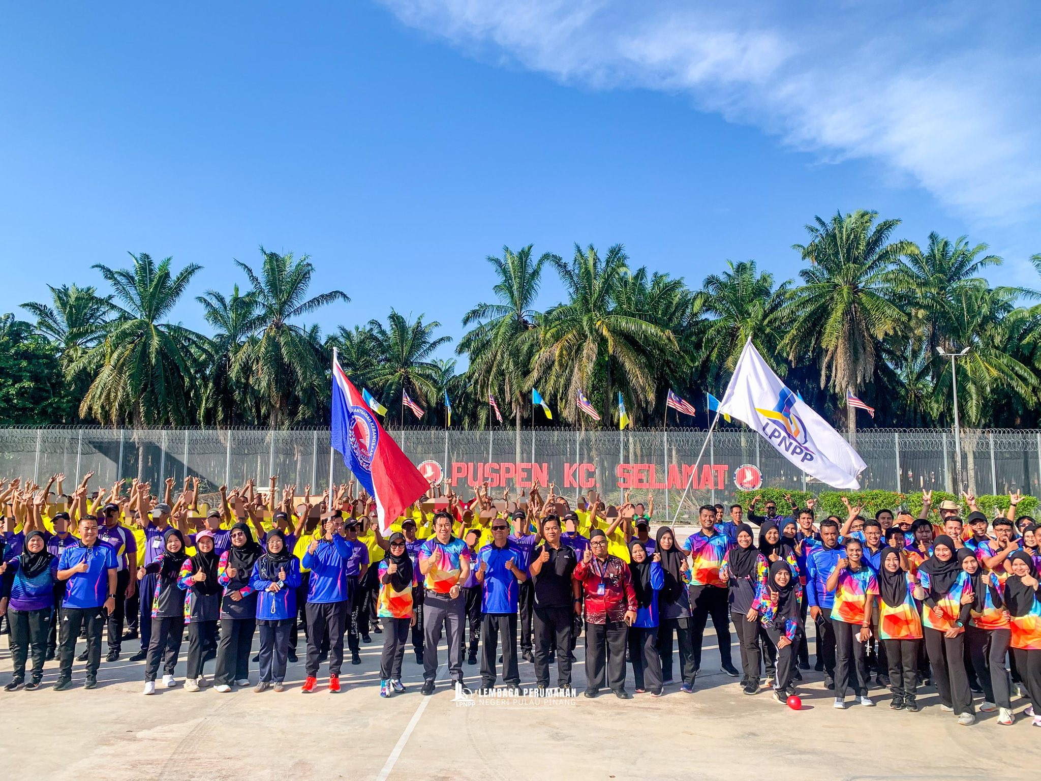 Kursus Tempat Kerja Bebas Dadah (TEKAD) bersama Pusat Pemulihan Penagihan Narkotik (PUSPEN) Kampung Selamat: Tanggungjawab Sosial Korporat (Corporate Social Responsibility - CSR) bertempat di PUSPEN Kampung Selamat, Tasek Gelugor, Pulau Pinang.