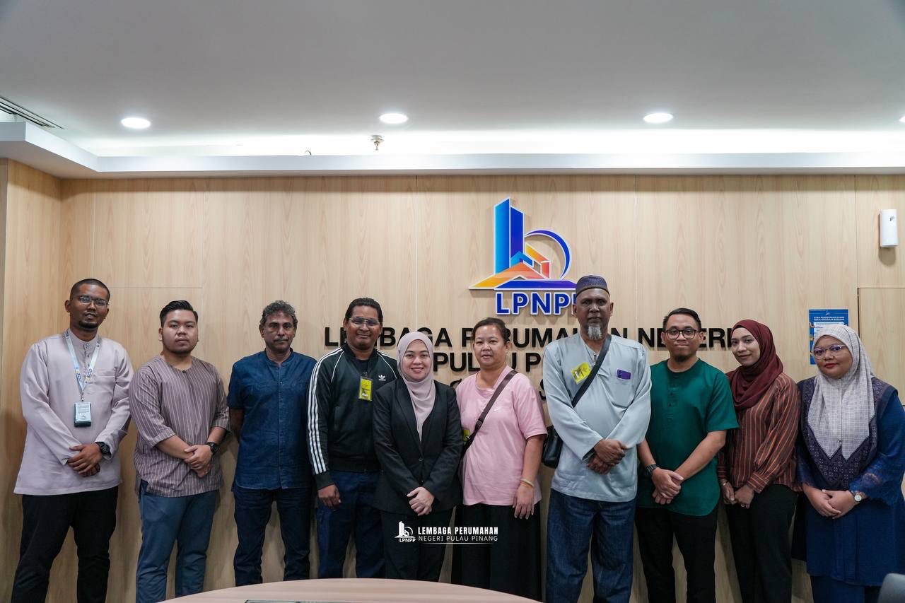 Sesi Perbincangan bersama Institusi Kewangan dan Perbankan berkenaan Skim Jaminan Kredit Perumahan (SJKP) bertempat di Bilik Mesyuarat Millenia Lembaga Perumahan Negeri Pulau Pinang (LPNPP), Paras 20, KOMTAR.
