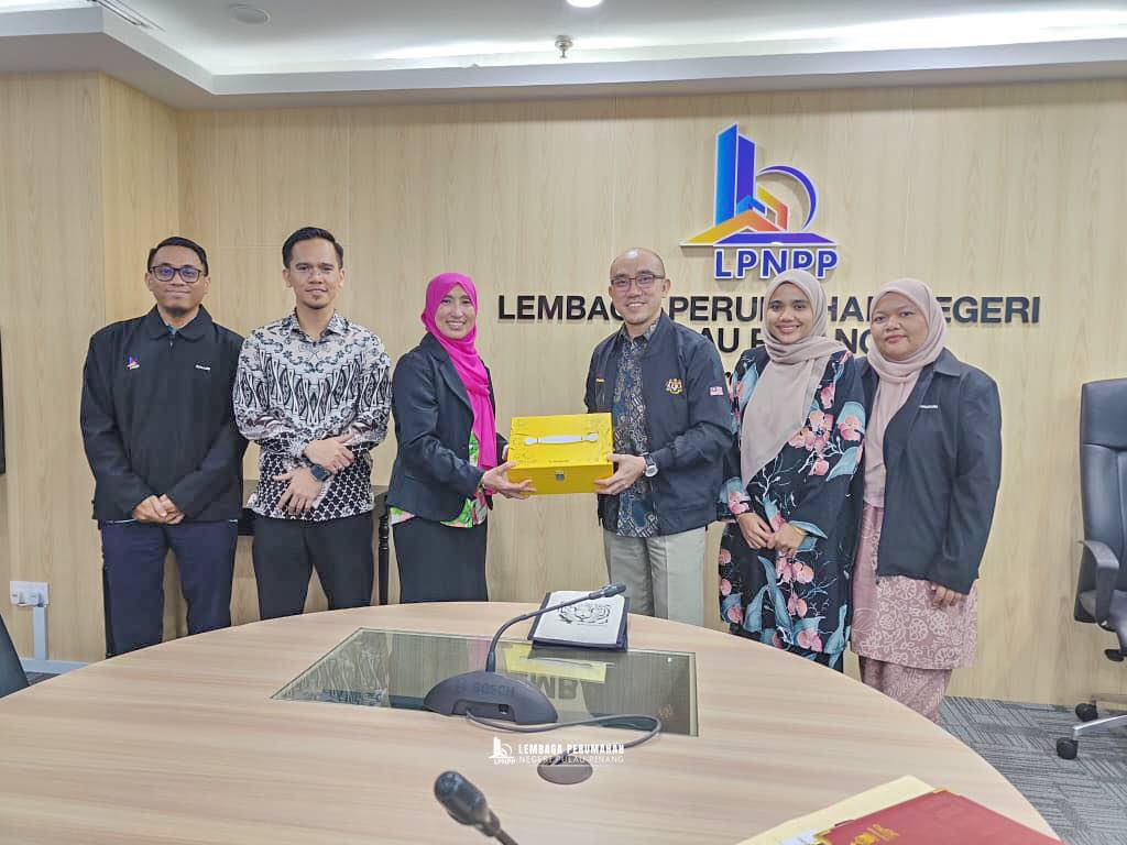Kunjungan hormat Malayan Banking Berhad (Maybank) kepada Lembaga Perumahan Negara Pulau Pinang (LPNPP) bertempat di Bilik Mesyuarat Millenia LPNPP, Paras 20, KOMTAR.
