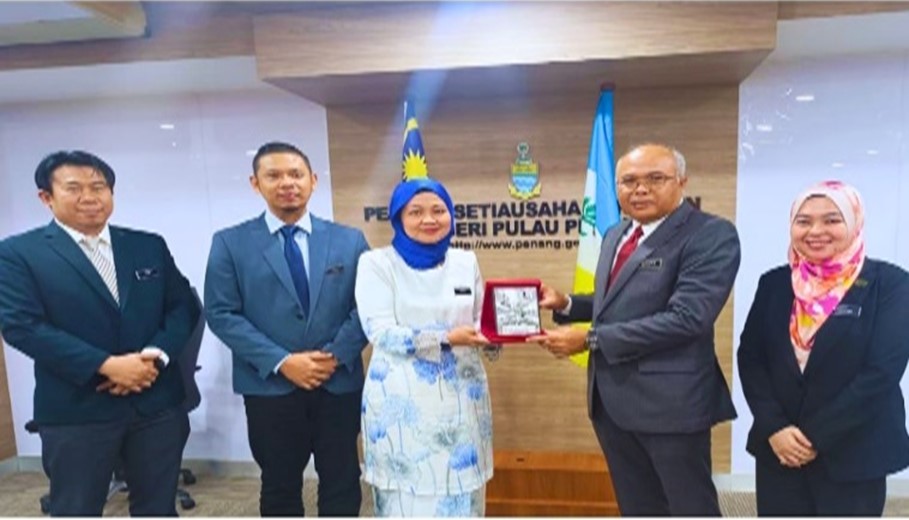 Kunjungan Hormat Pengurusan Atasan LPNPP bersama Setiausaha Kerajaan Negeri Pulau Pinang, YB. Dato’ Mohd Sayuthi bin Bakar.